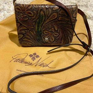 Patricia Nash crossover drop down 👜purse
